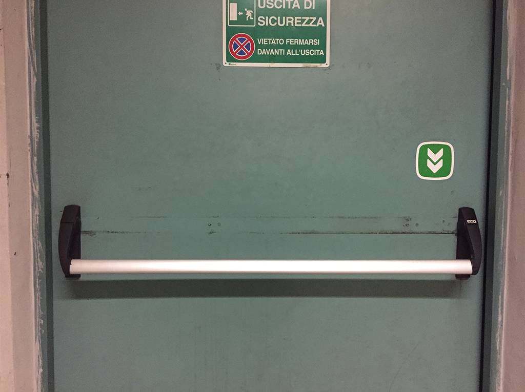 Affordance di una porta antincendio